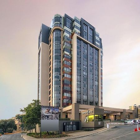 Luxury @ Sandton Skye Johannesburg Eksteriør billede