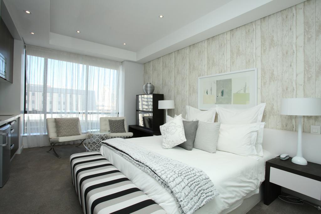 Luxury @ Sandton Skye Johannesburg Eksteriør billede